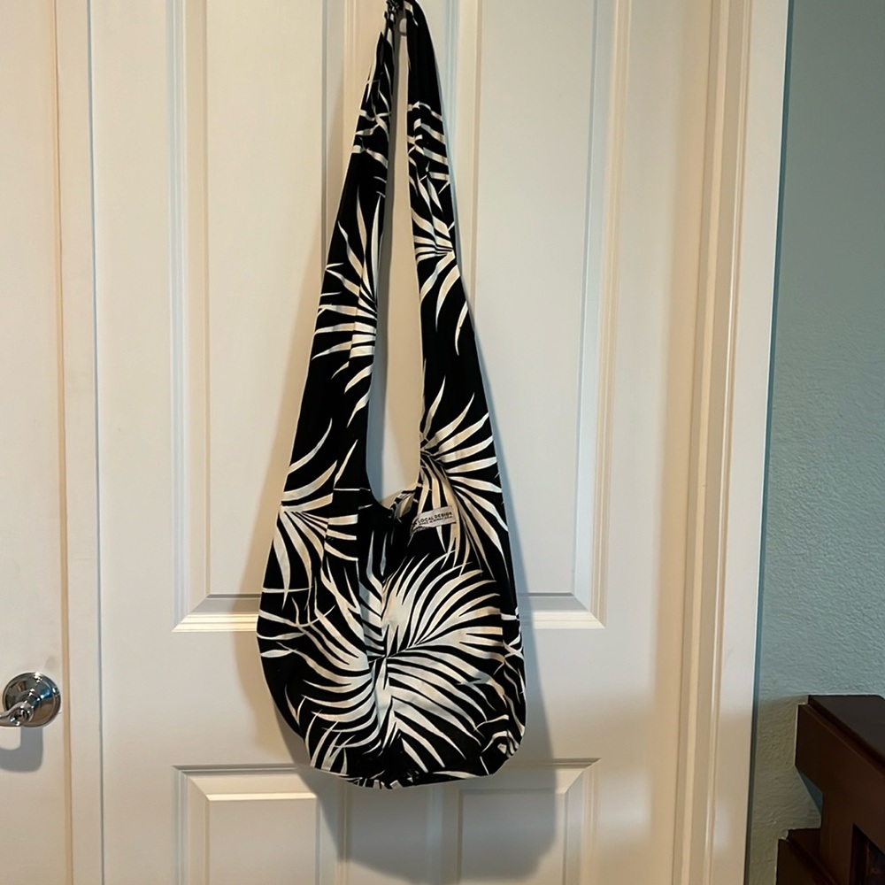 Cute shoulder bag, black and white, made in Hawai’i